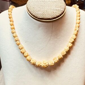 Tagua Nut Necklace Hand Carved Rose Beads Screw Clasp Vegetable Ivory Vintage
